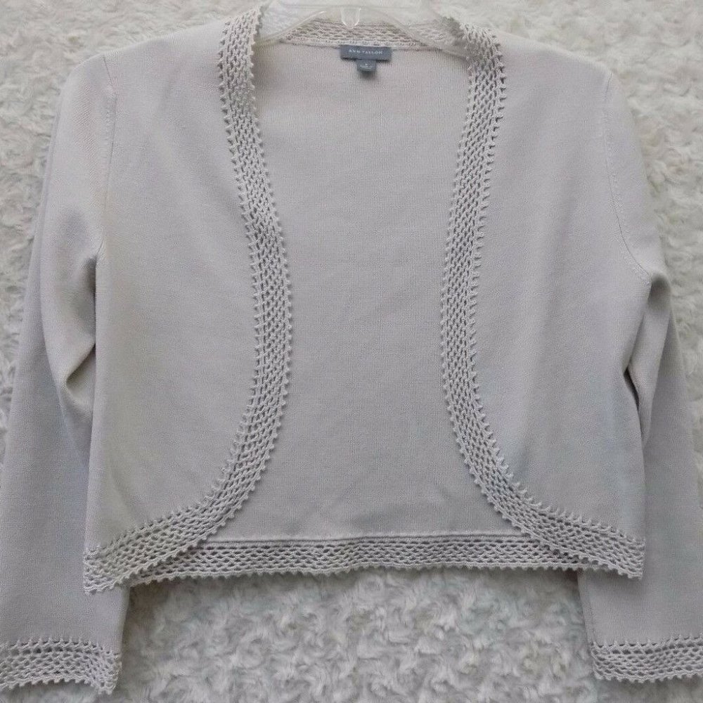 Ann Taylor Size Small Cropped Silk Blend
